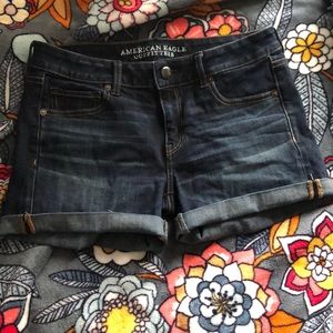 AE midi shorts size 10